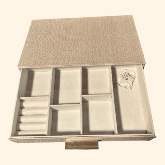 NWT Beige 2-Drawer Jewelry Organizer with Gold Handles – 11”x7”x4” - Picture 8 of 12